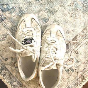 NFINITY Evolution Cheer Shoes- Size 6 WITH RARE NCA TAG